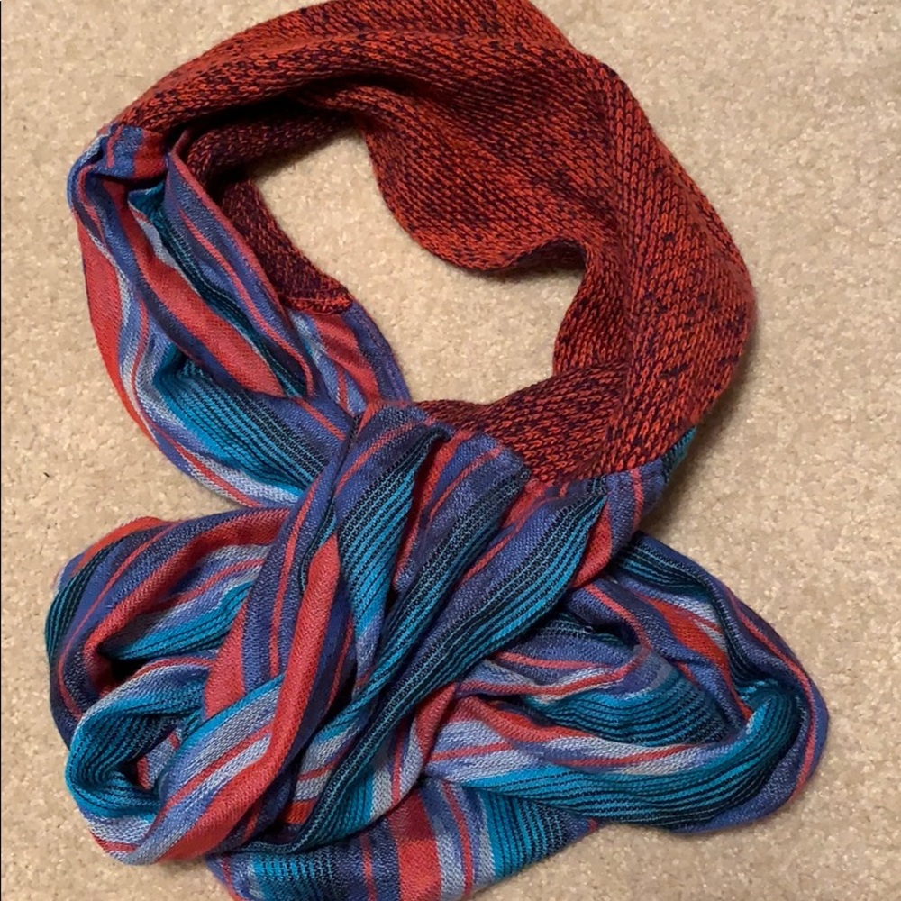 Infinity scarf